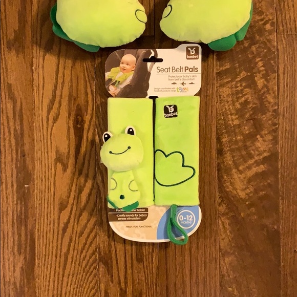 Frog Seat belt pals and neck pillow for baby - Picture 3 of 4